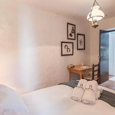 Casa Salto De La Zorra By Ruralidays Holiday home *